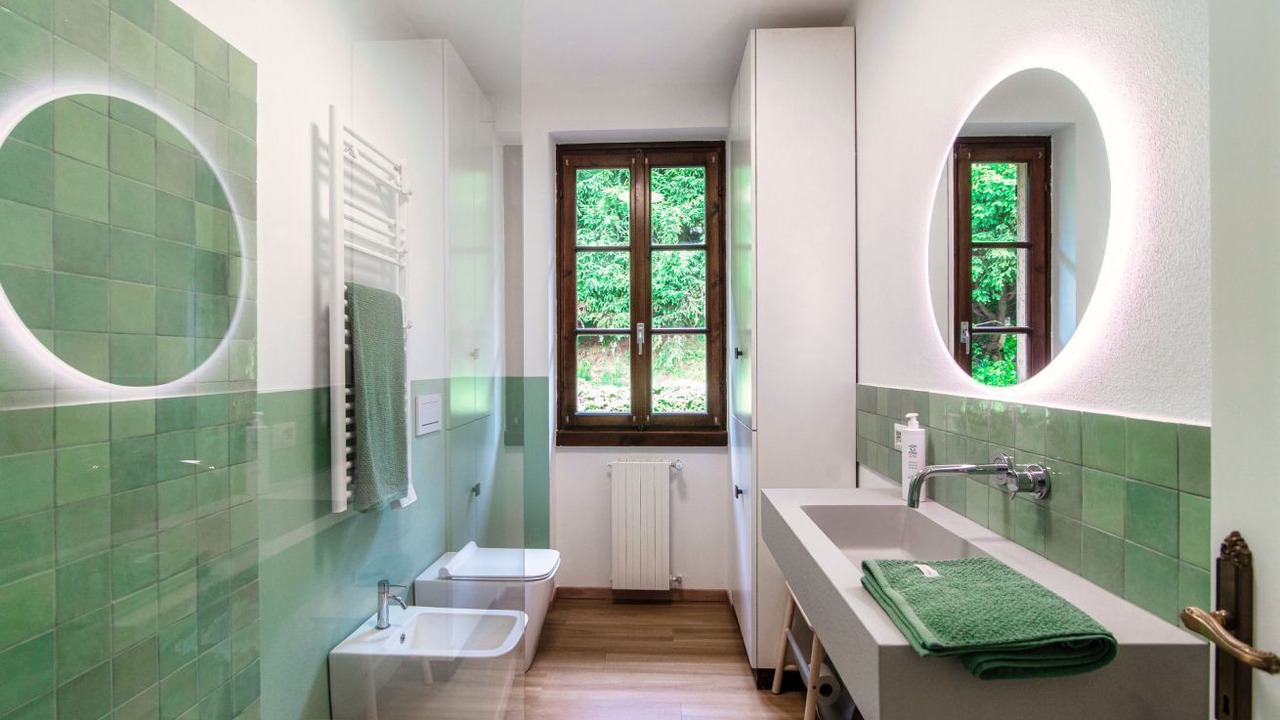 Photo of Bathroom in Menaggio