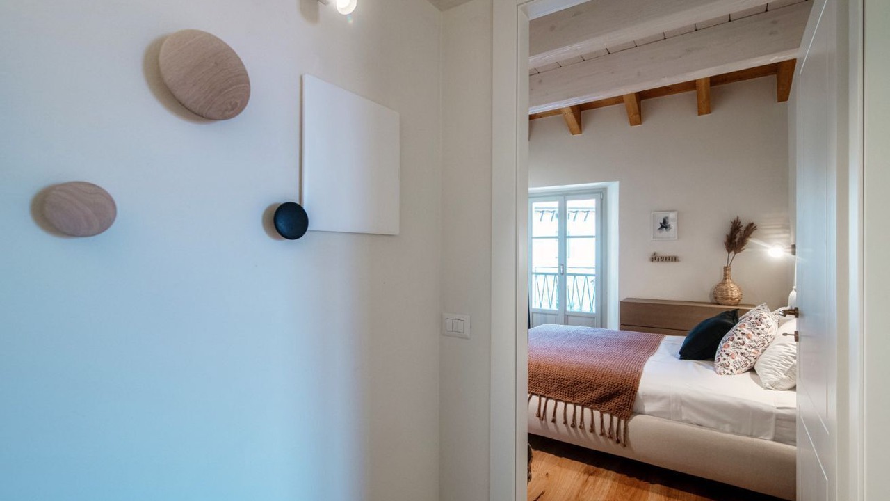 Photo of Bedroom in Menaggio