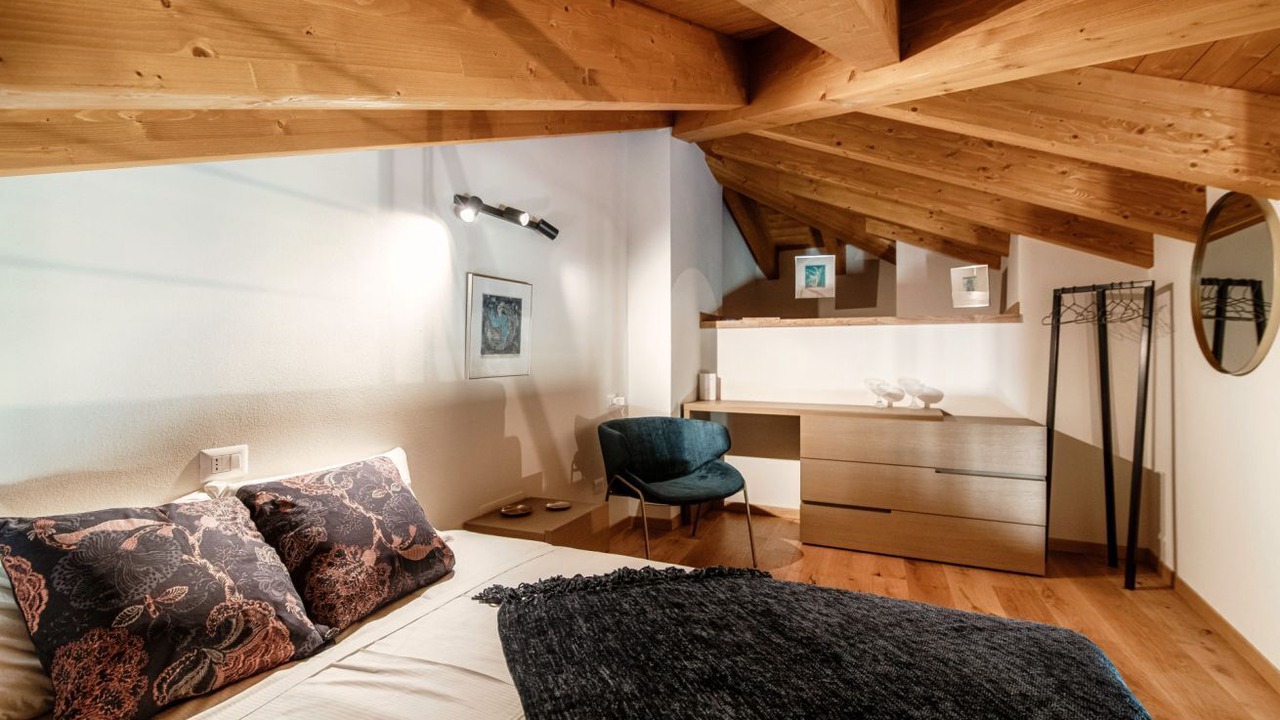 Photo of Bedroom in Menaggio