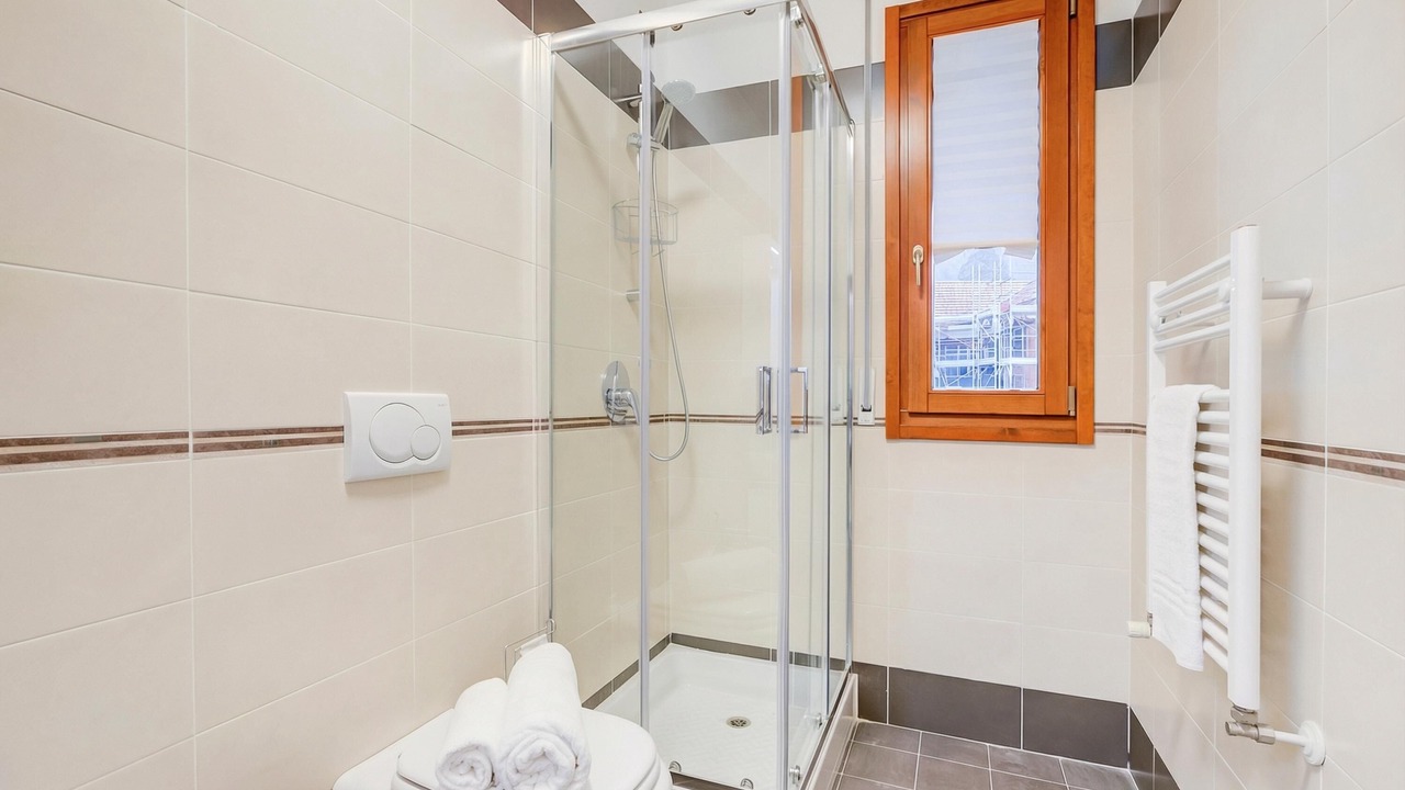 Photo of Bathroom in Laveno