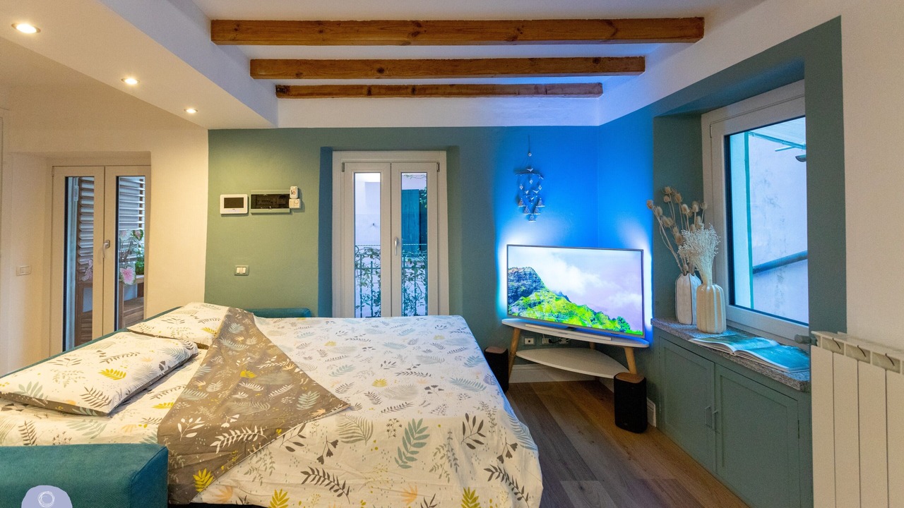 Photo of Bedroom in Belgirate