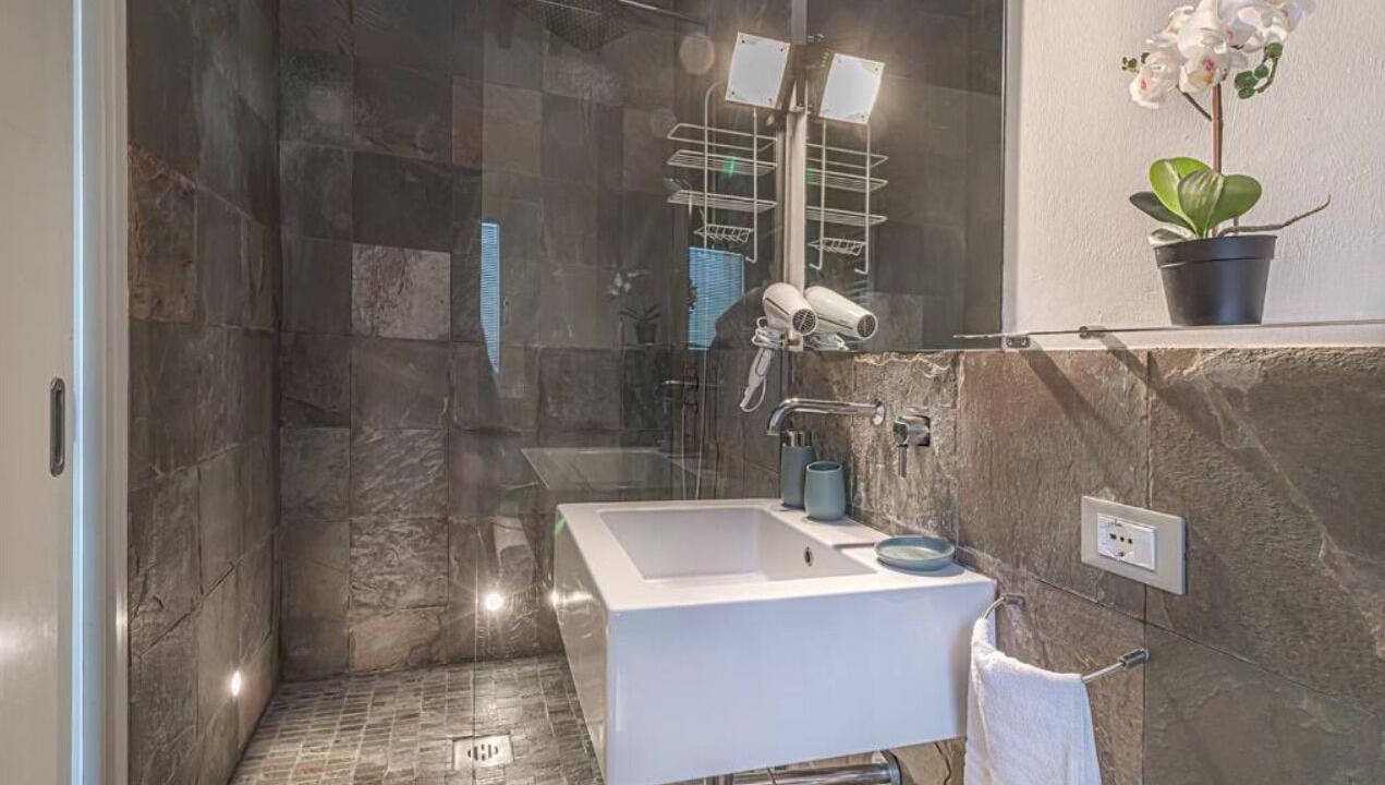 Photo of Bathroom in City Center Padova