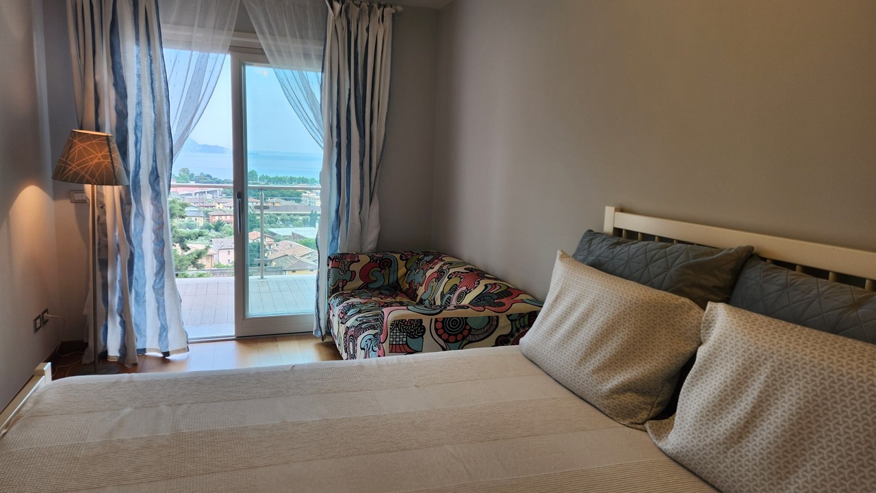 Photo of Bedroom in Toscolano Maderno