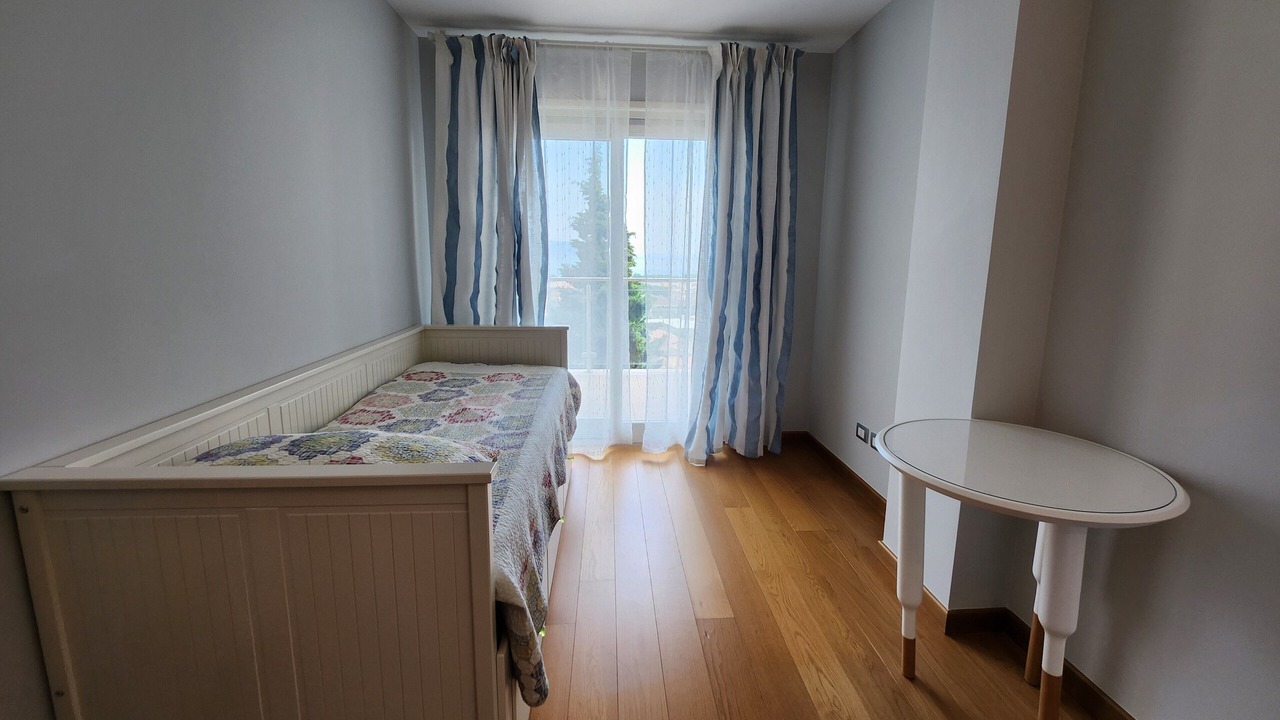 Photo of Bedroom in Toscolano Maderno