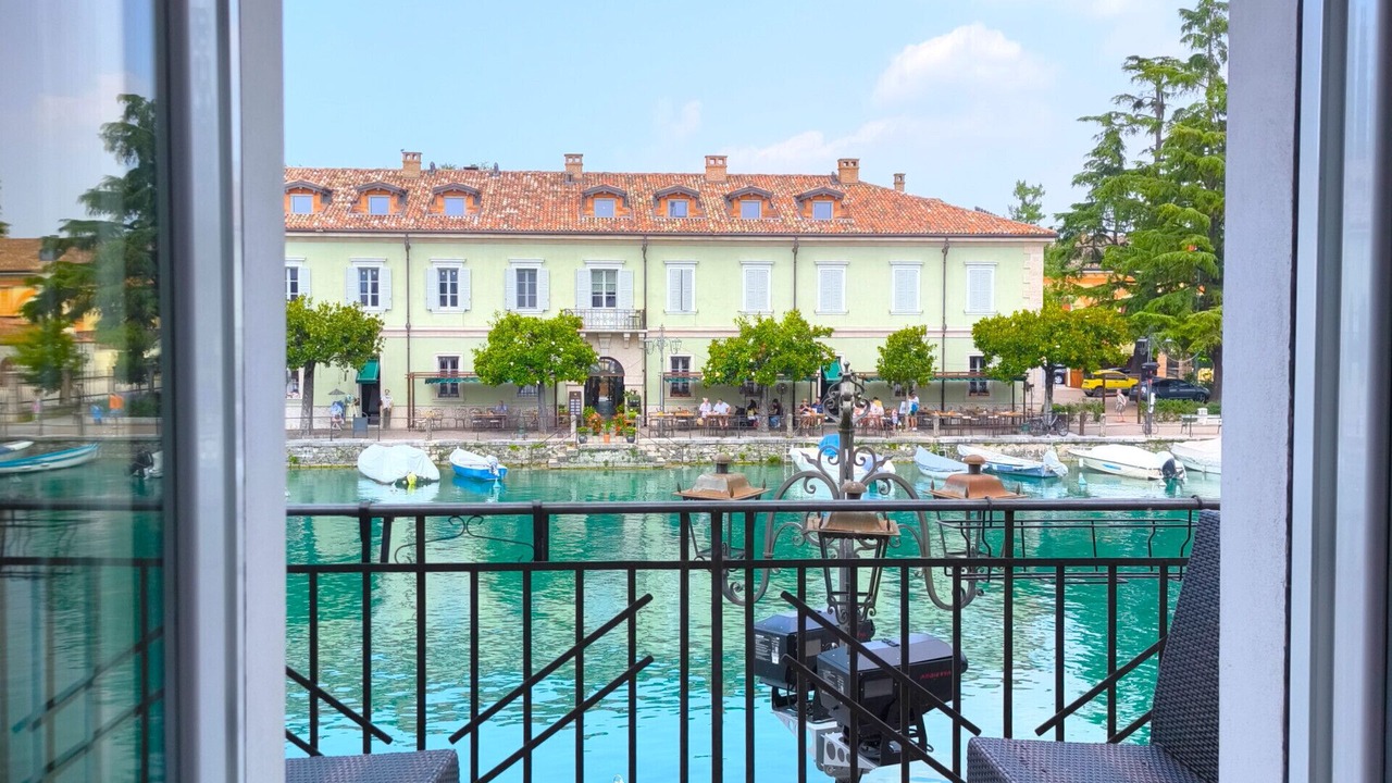 Photo of Outdoor in Peschiera del Garda City Centre