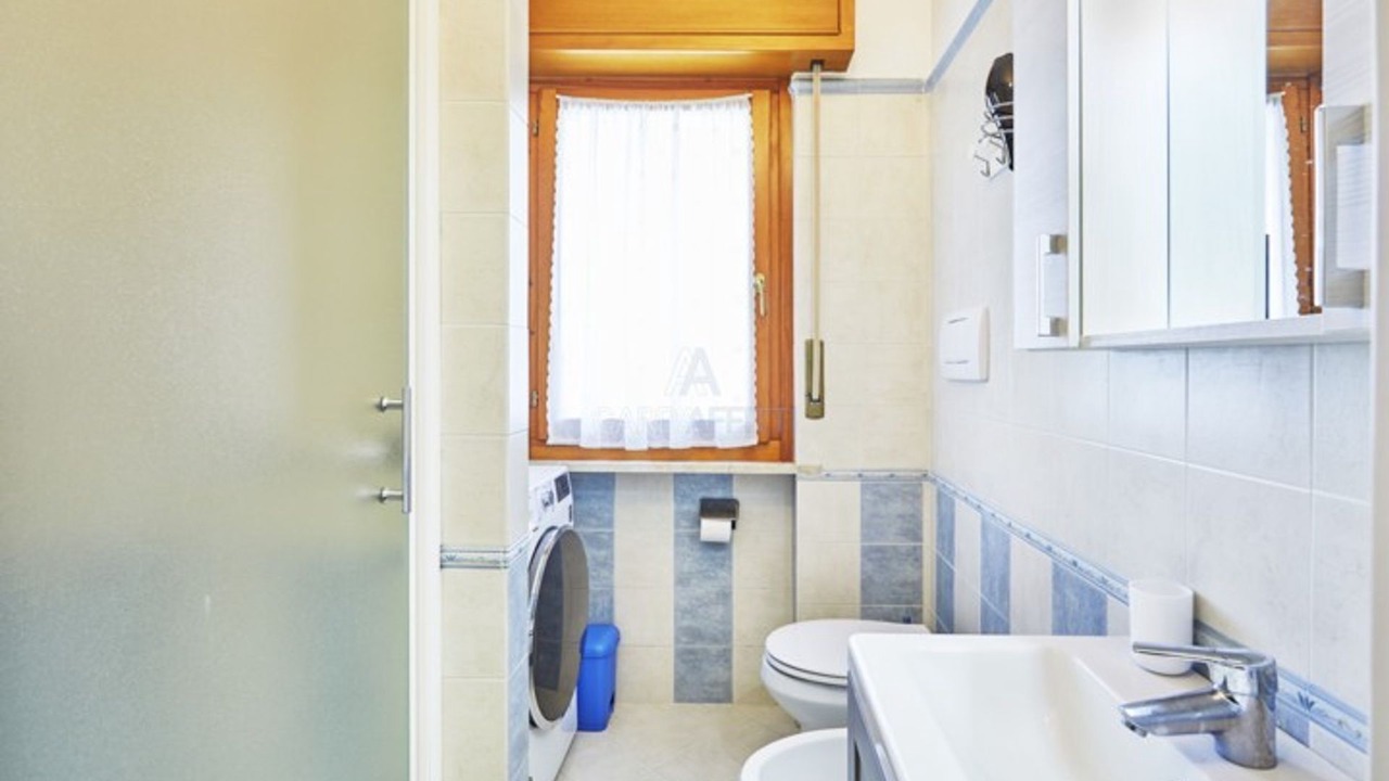 Photo of Bathroom in Lugana