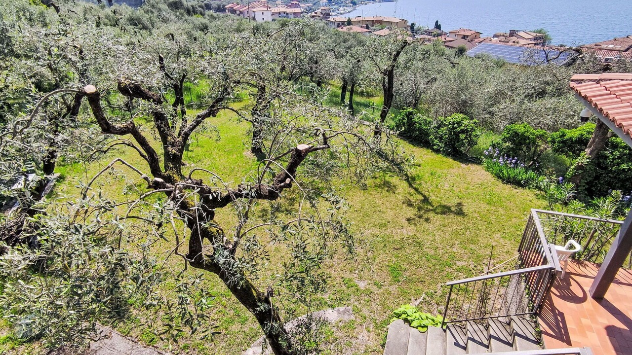 Photo of Patio Balcony in Assenza