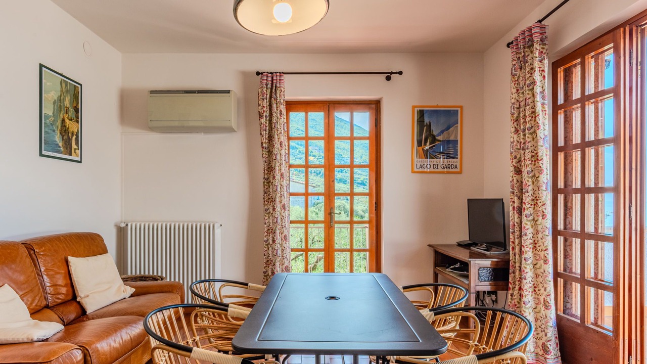 Photo of Livingroom in Assenza
