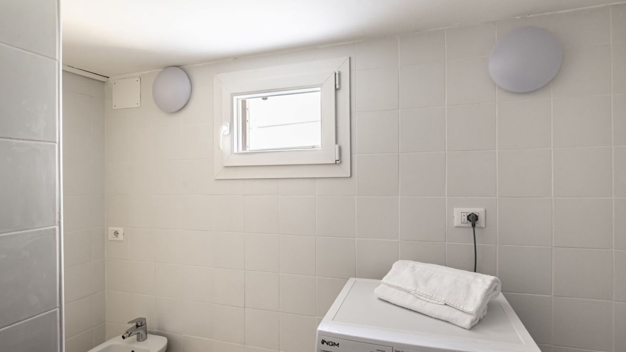Photo of Bathroom in Peraga