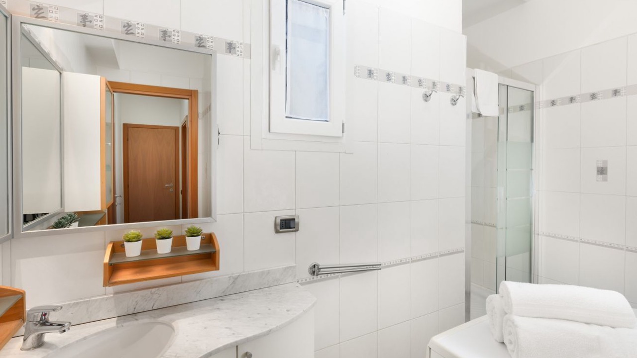 Photo of Bathroom in Lazzaretto