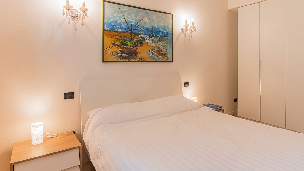 Photo of Bedroom in Menaggio