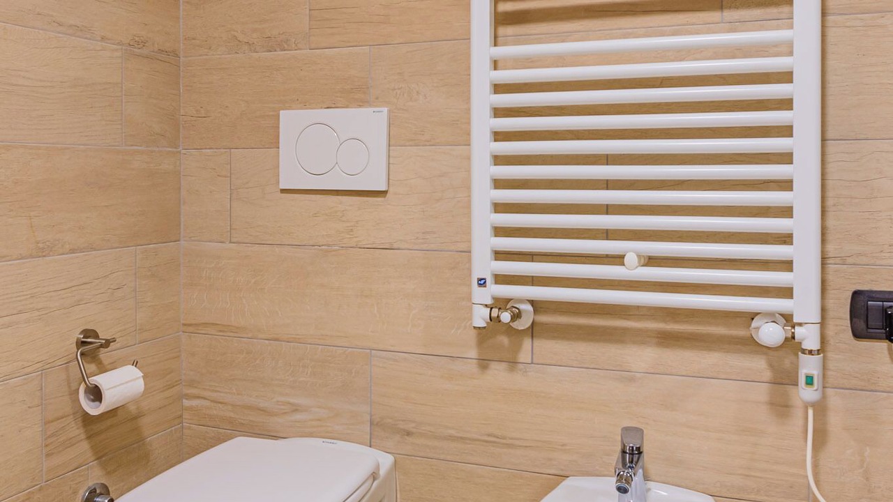 Photo of Bathroom in Menaggio