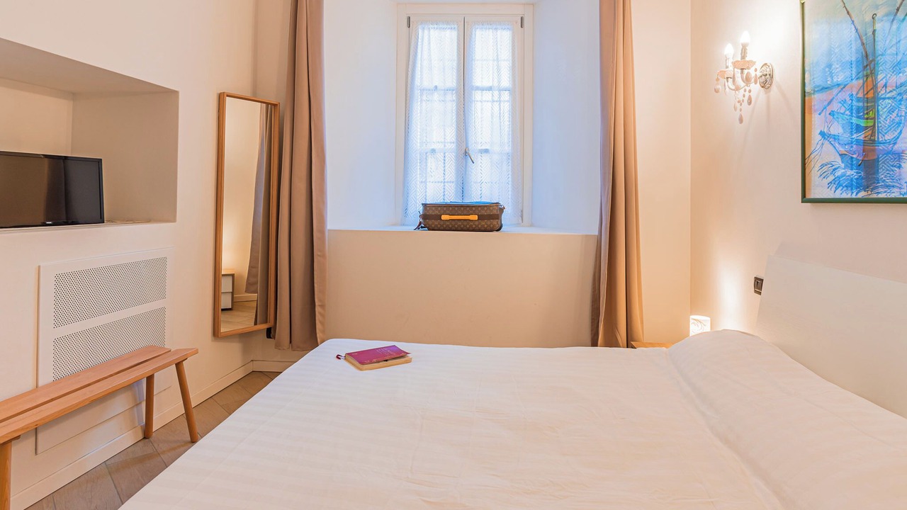 Photo of Bedroom in Menaggio