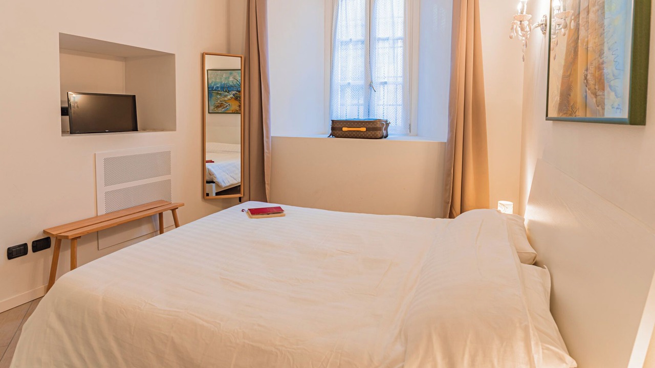 Photo of Bedroom in Menaggio