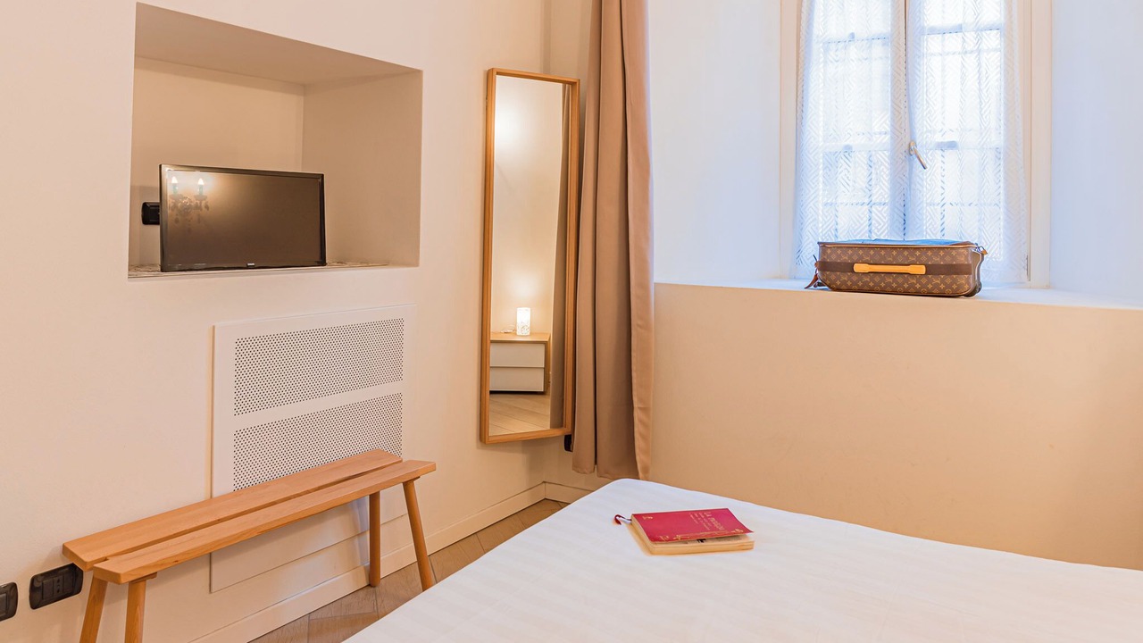 Photo of Bedroom in Menaggio