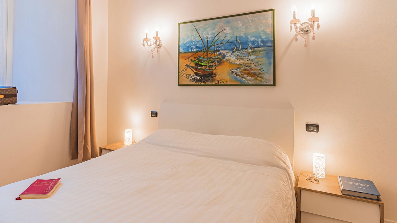 Photo of Bedroom in Menaggio