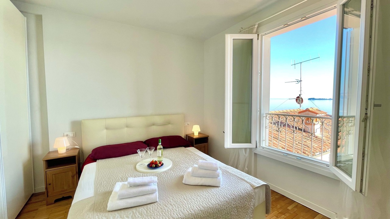 Photo of Bedroom in Morgnaga