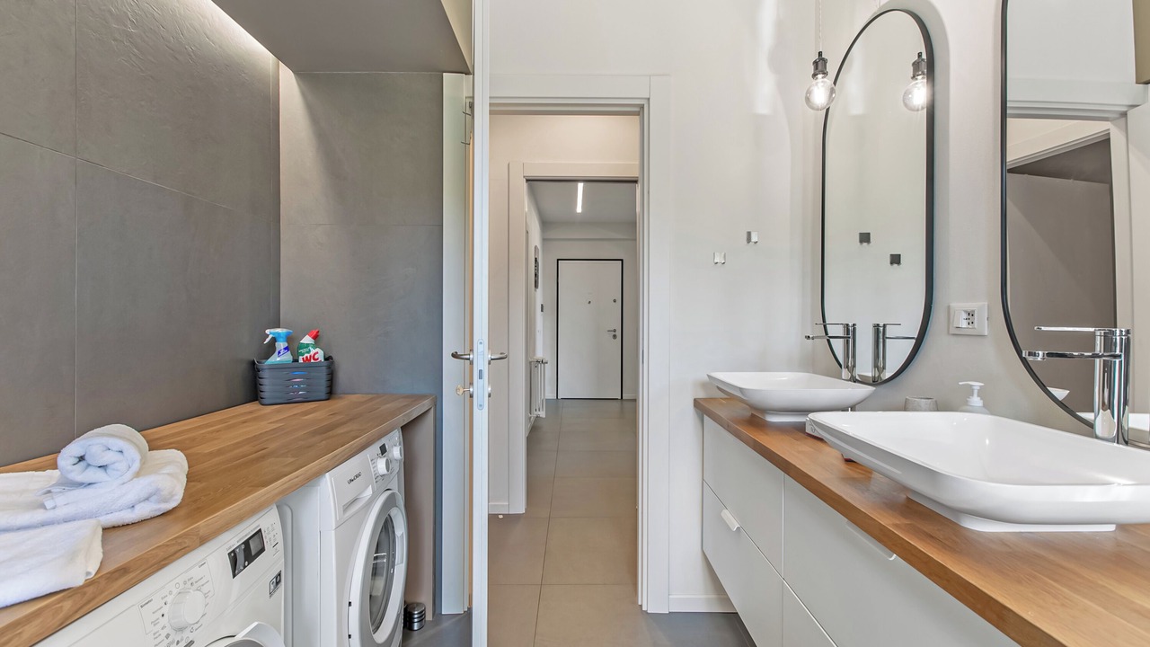 Photo of Bathroom in Meina