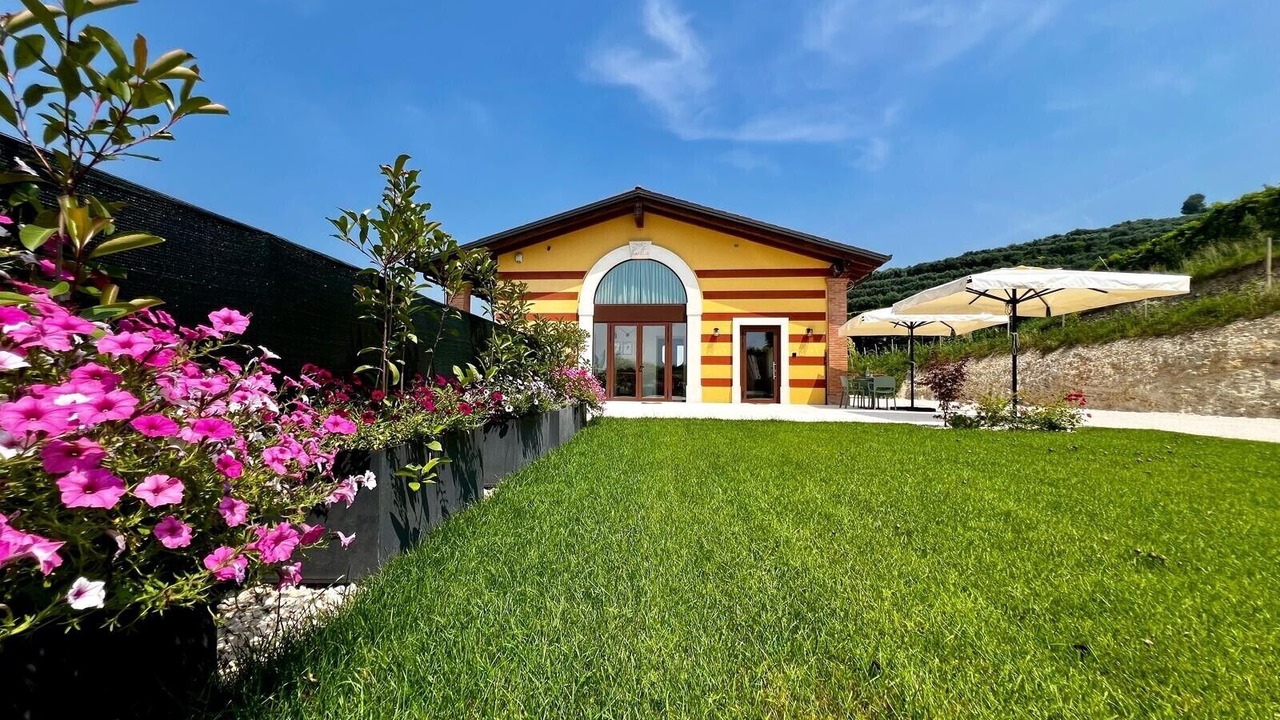 Photo of Outdoor in Lione
