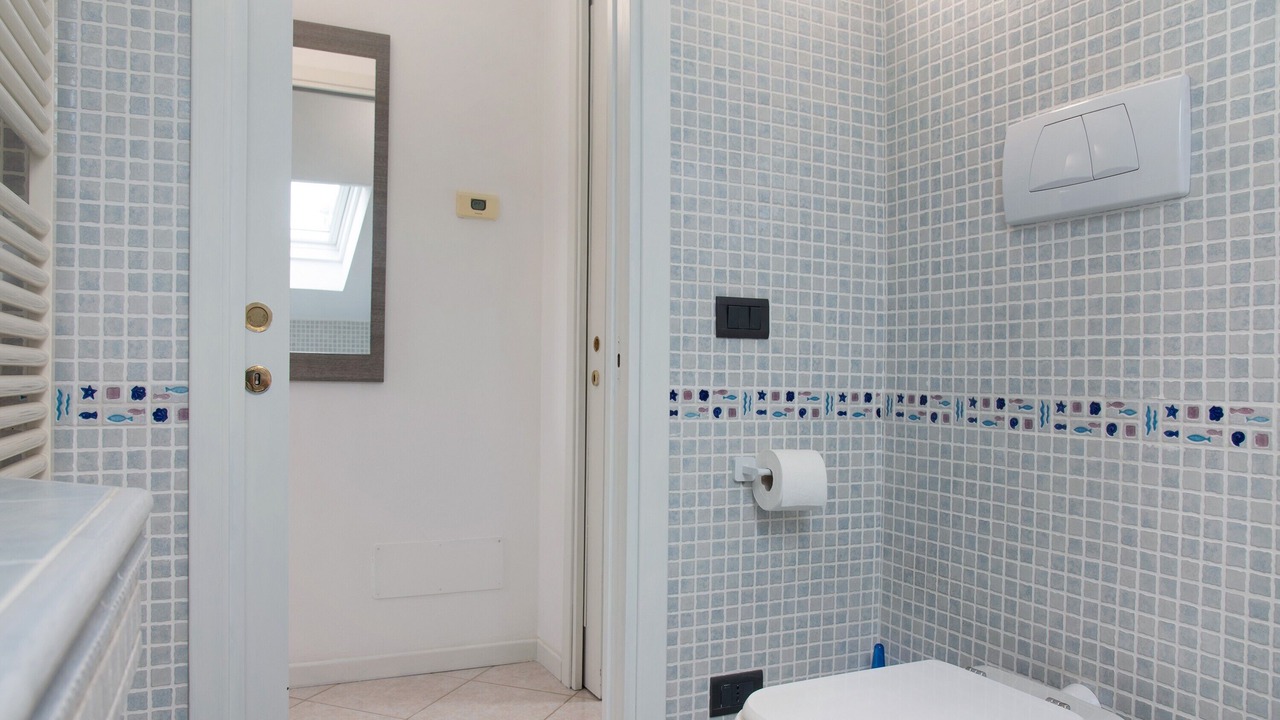 Photo of Bathroom in Intra