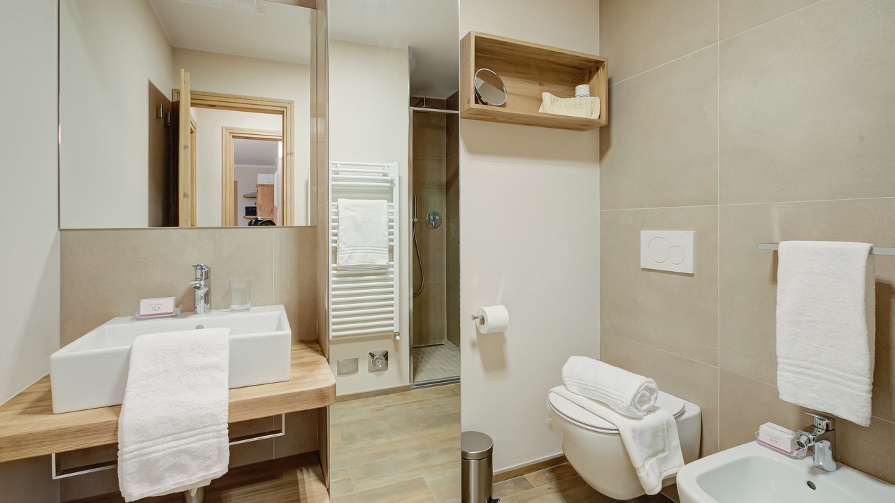 Photo of Bathroom in Teola