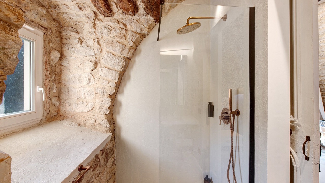 Photo of Bathroom in Assenza