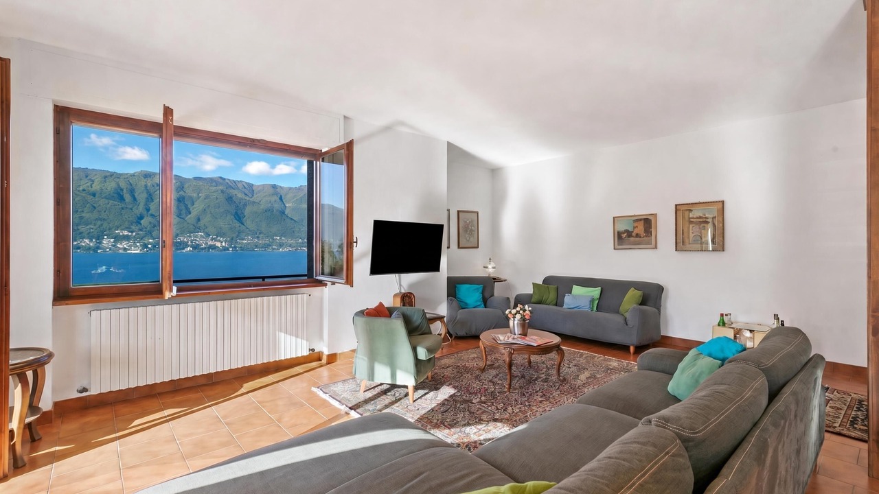 Photo of Livingroom in Porto Valtravaglia