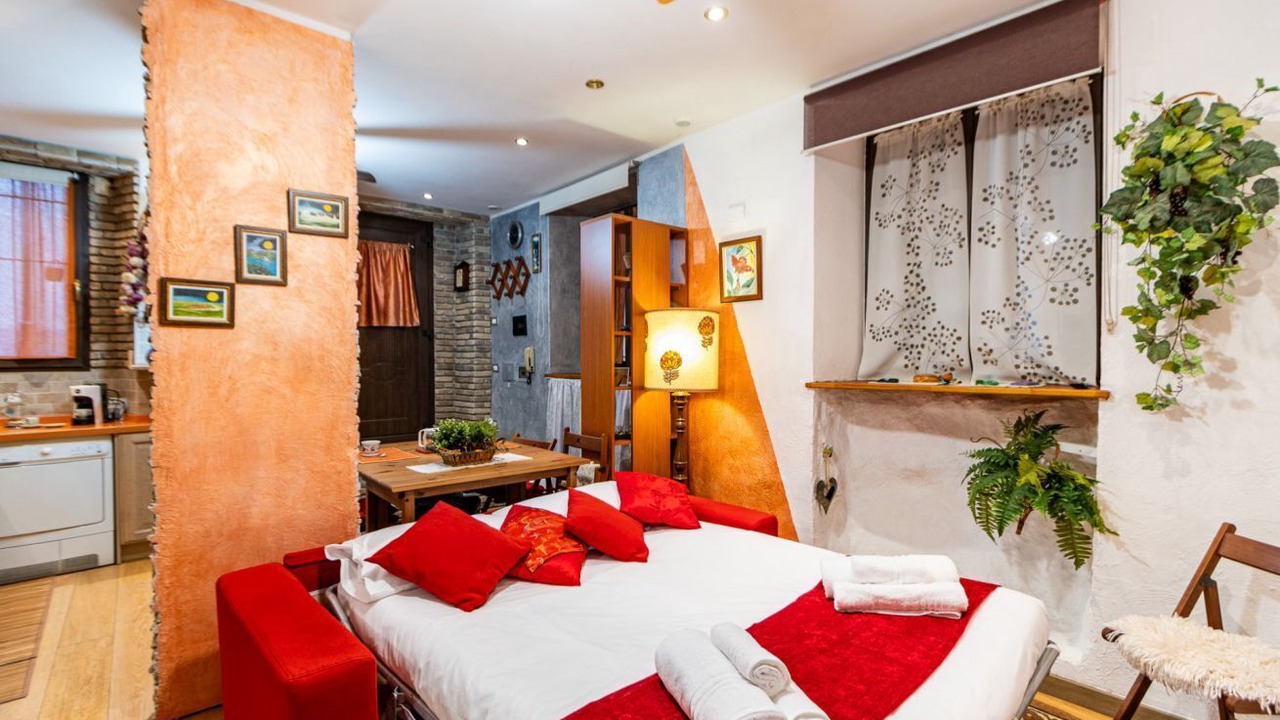 Photo of Bedroom in Pallanza