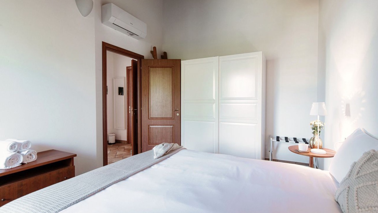 Photo of Bedroom in Menaggio