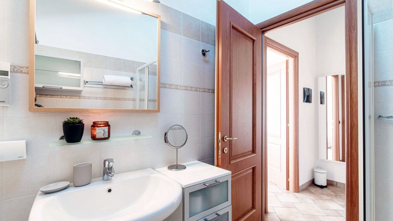 Photo of Bathroom in Menaggio
