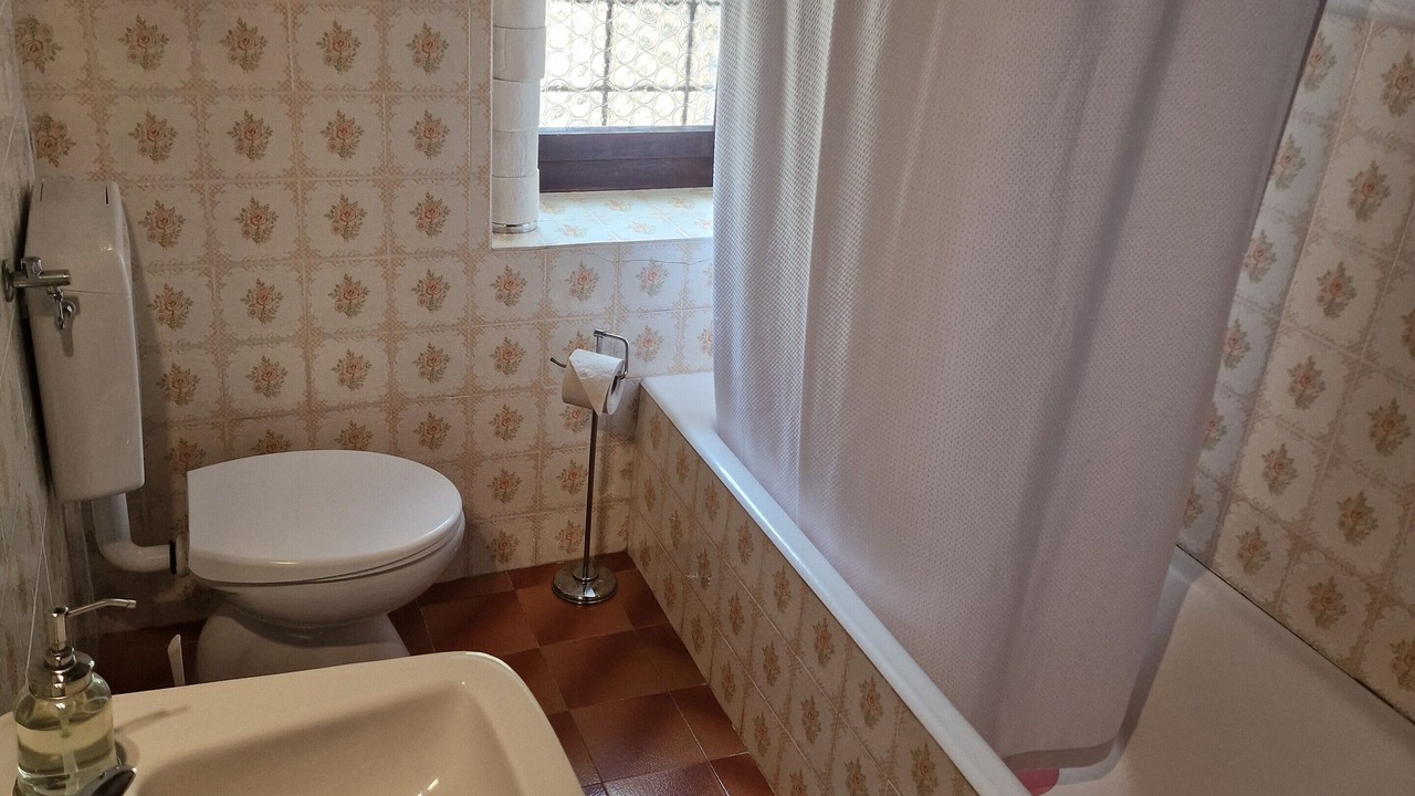 Photo of Bathroom in Lunecco