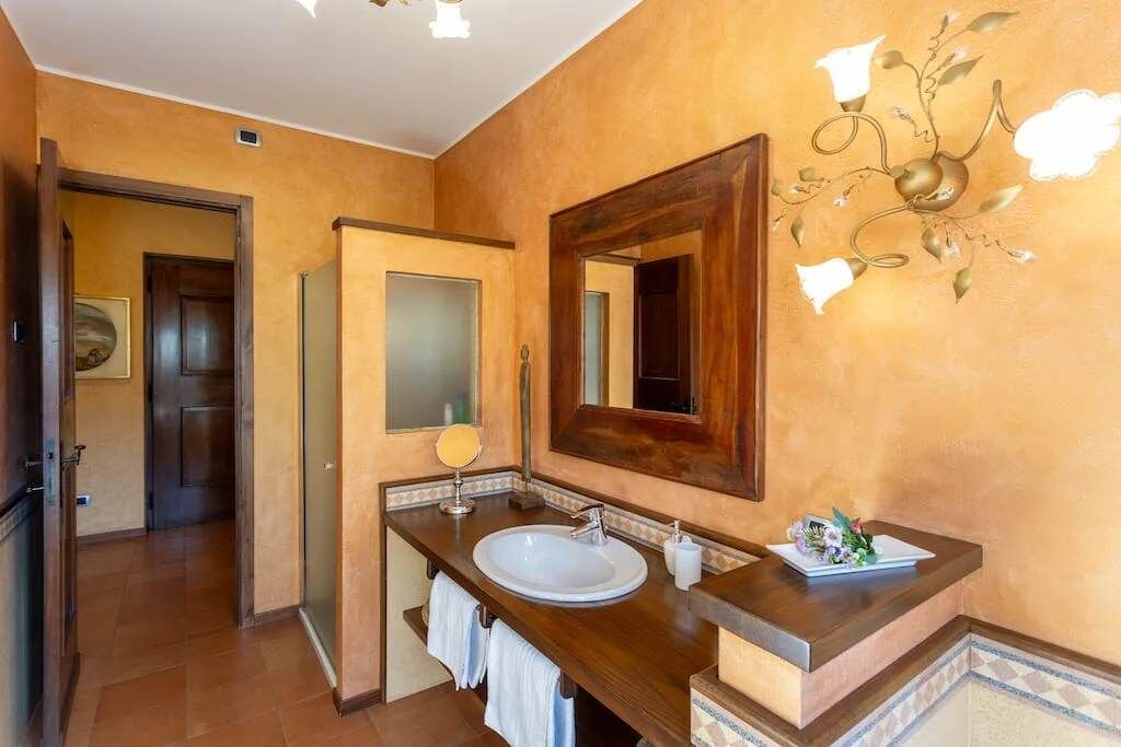 Photo of Bathroom in Lesa