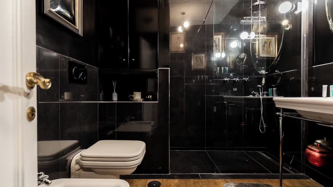 Photo of Bathroom in Rione VII Regola