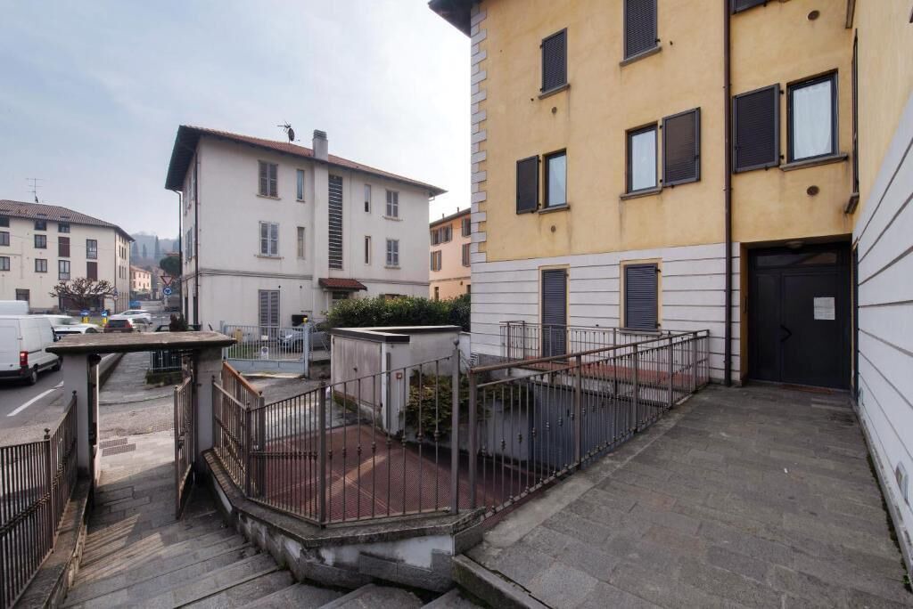 Photo of Outdoor in Pomeo