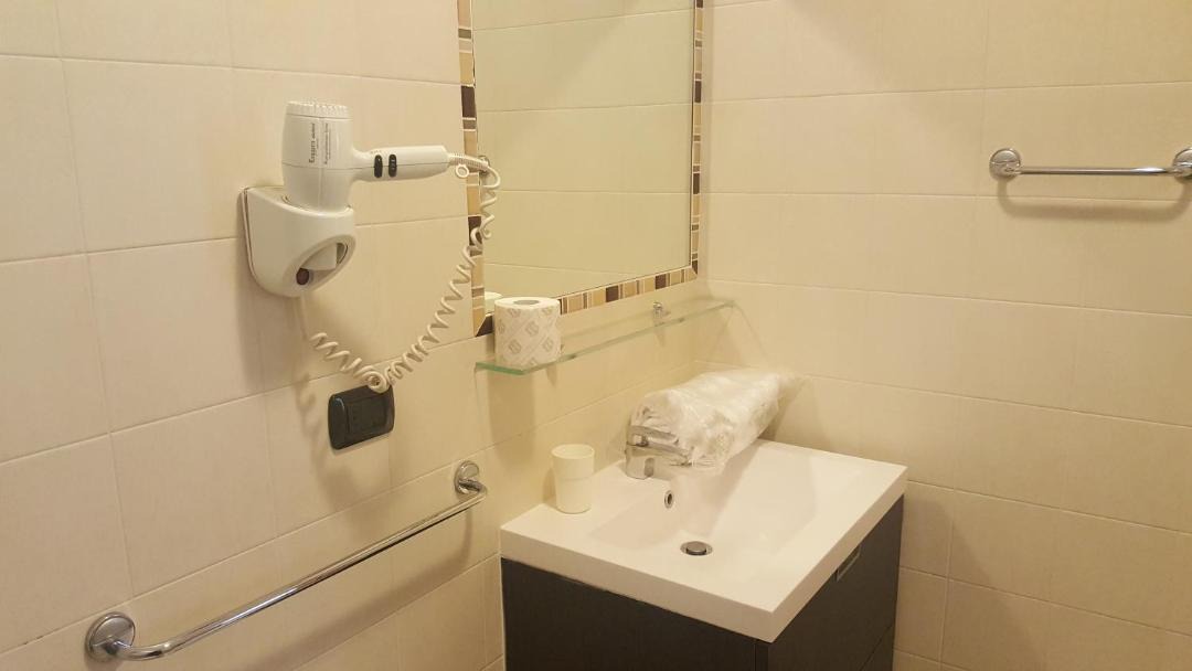 Photo of Bathroom in Monza