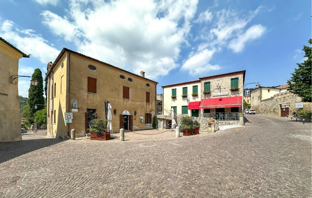 Photo of Others in Arqua Petrarca