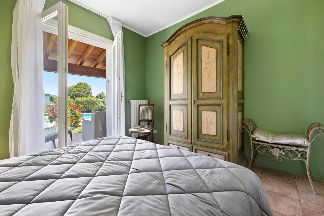 Photo of Bedroom in Roina