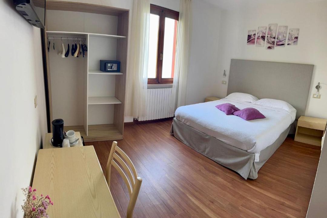 Photo of Bedroom in Gargnano