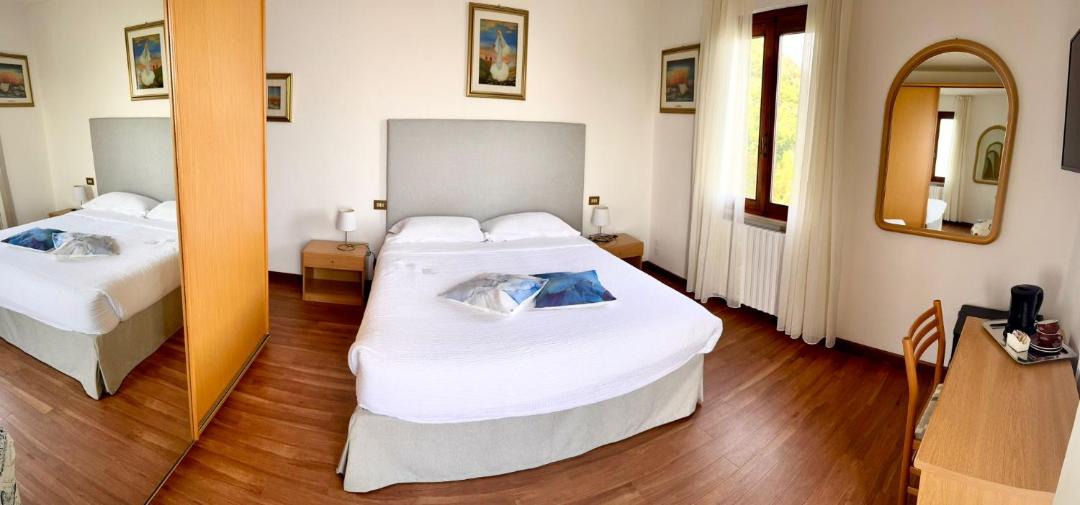 Photo of Bedroom in Gargnano