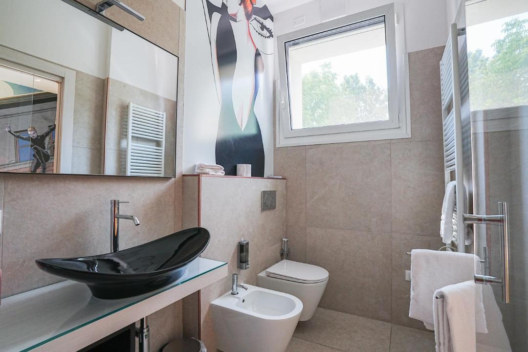 Photo of Bathroom in Reno Centese