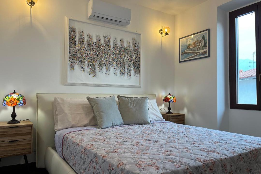 Photo of Bedroom in Menaggio