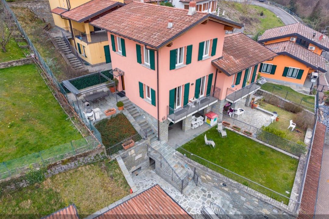 Photo of Others in Menaggio