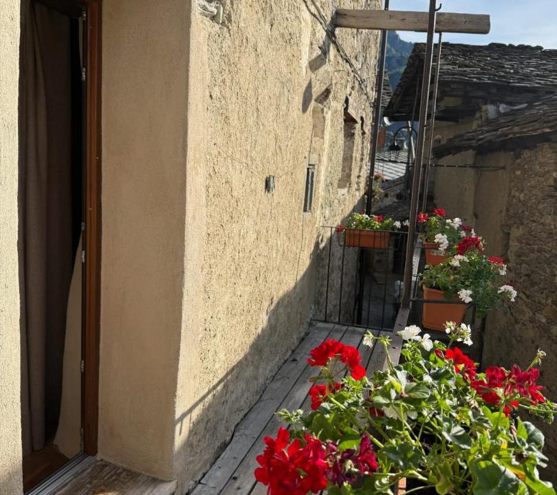Photo of Patio Balcony in Perloz