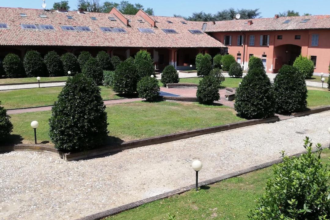 Photo of Others in Pavia