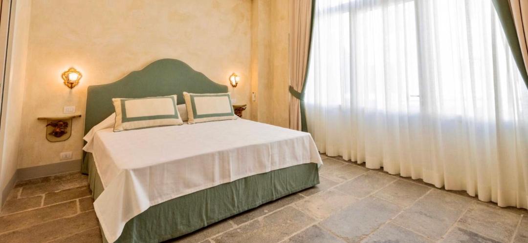Photo of Bedroom in Historic Centre