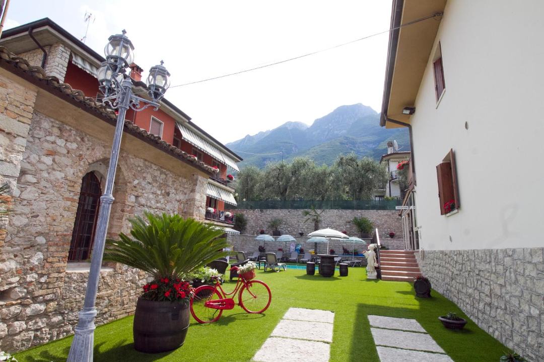 Photo of Others in Assenza