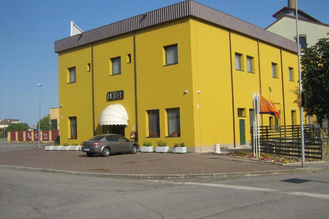 Photo of Others in Ostiglia