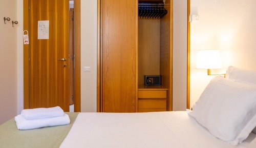Standard Double or Twin Room (No Balcony)