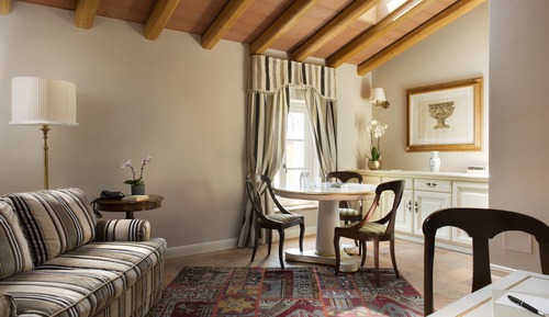 Deluxe Suite, Garden View
