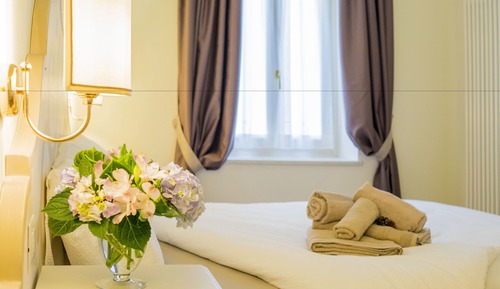 Classic Double Room